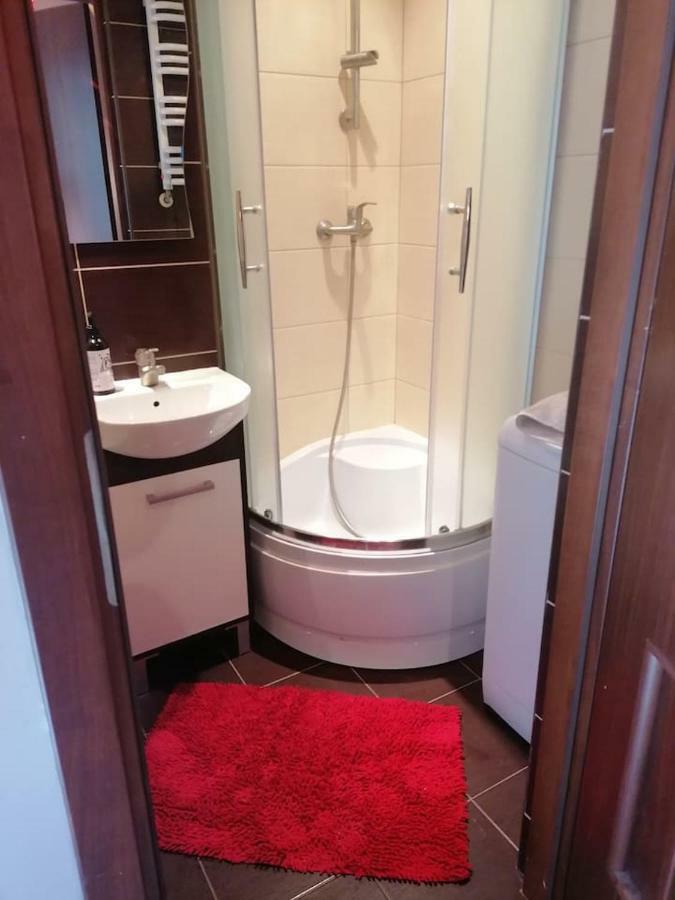 Sunny And Lovely Apartment. Near Chopin Airport! Варшава Экстерьер фото