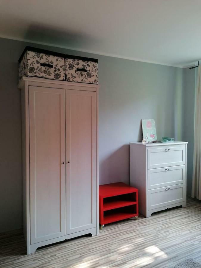 Sunny And Lovely Apartment. Near Chopin Airport! Варшава Экстерьер фото